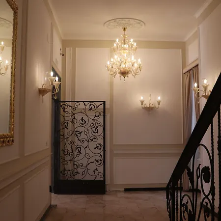 Relais Bocca Di Leone بيت ضيافة روما