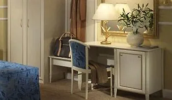 Gasthuis Relais Bocca Di Leone 4*