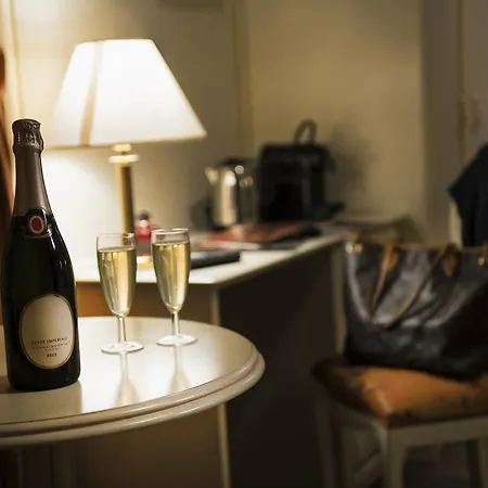 Relais Bocca Di Leone 4*