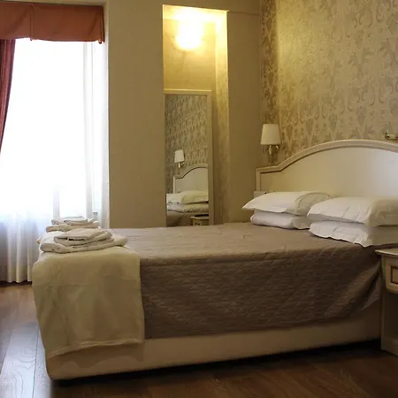 Relais Bocca Di Leone روما