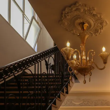 Relais Bocca Di Leone 4*